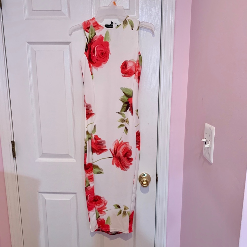 Fitted Floral Midi dress